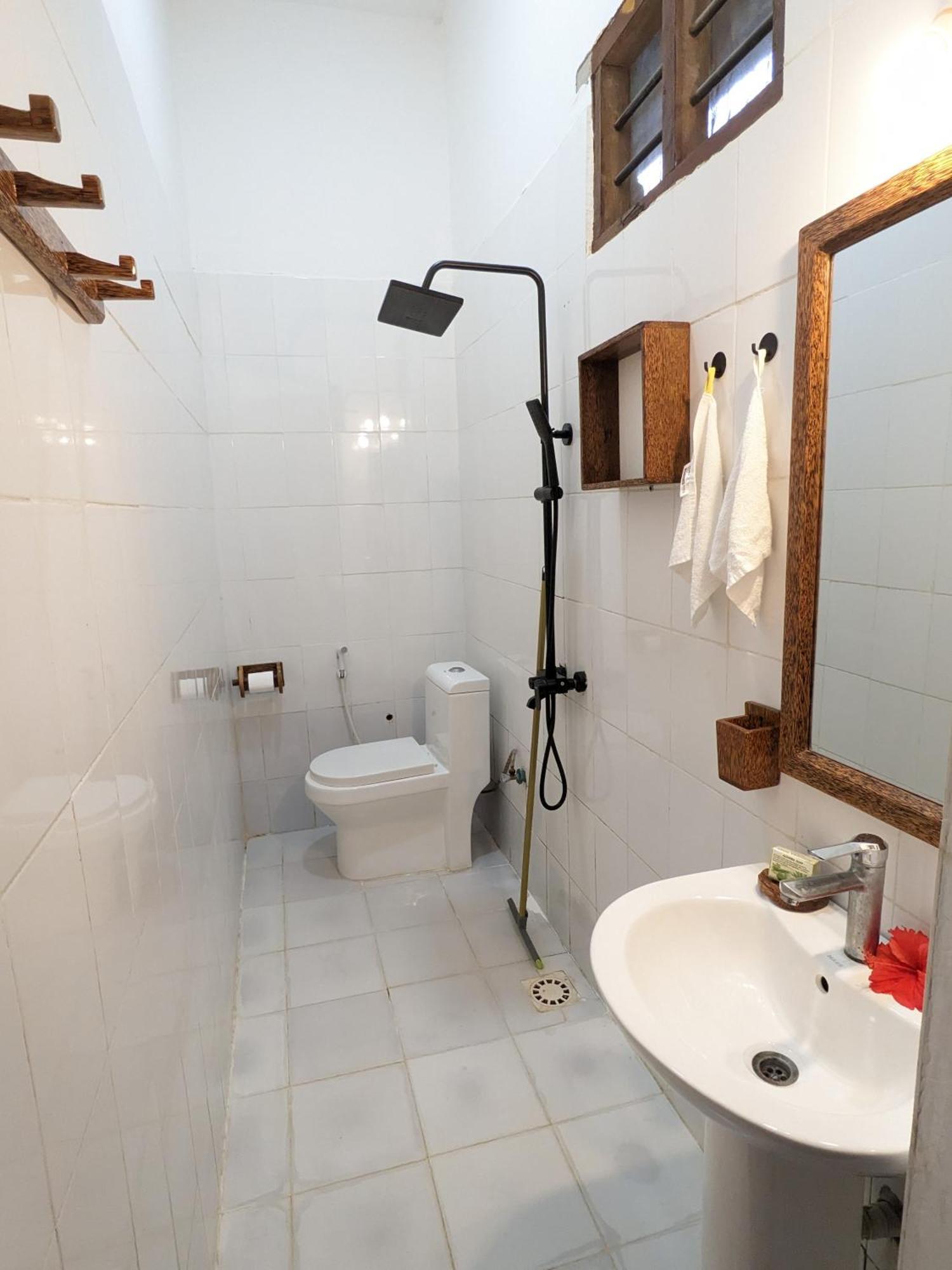 Готель Mkadi Beach House Нунгві Номер фото
